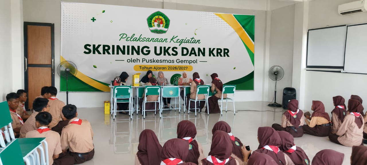 Pelaksanaan Kegiatan Skrining UKS (Usaha Kesehatan Sekolah) dan KRR (Kesehatan Reproduksi Remaja) SMA Walisongo Gempol
